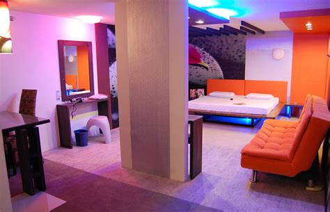 motels with love chair|SOGO Hotel .